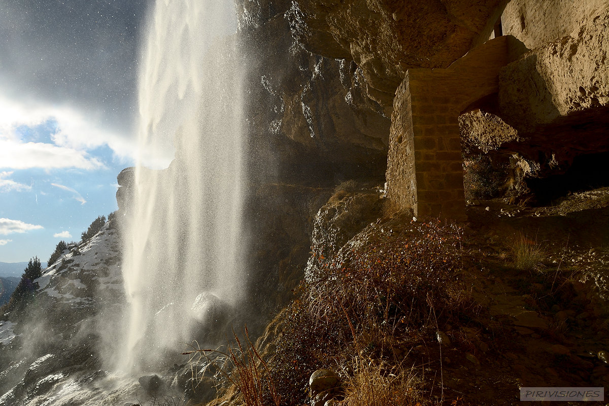 pirivisiones; Alto Gallego; Aragón; España; Huesca; Pirineos; Pyrénées; Senderismo; Yebra de Basa; Cuenca del Río Basa; Cuenca del Río Gállego; Invierno; Santa Orosia; Sobrepuerto; Vallibasa; M