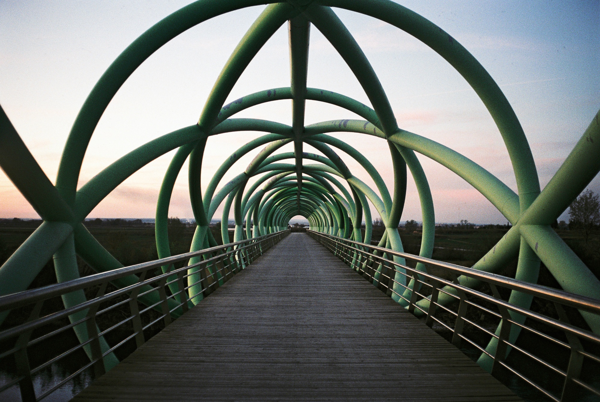 Pasarela sobre el Ebro