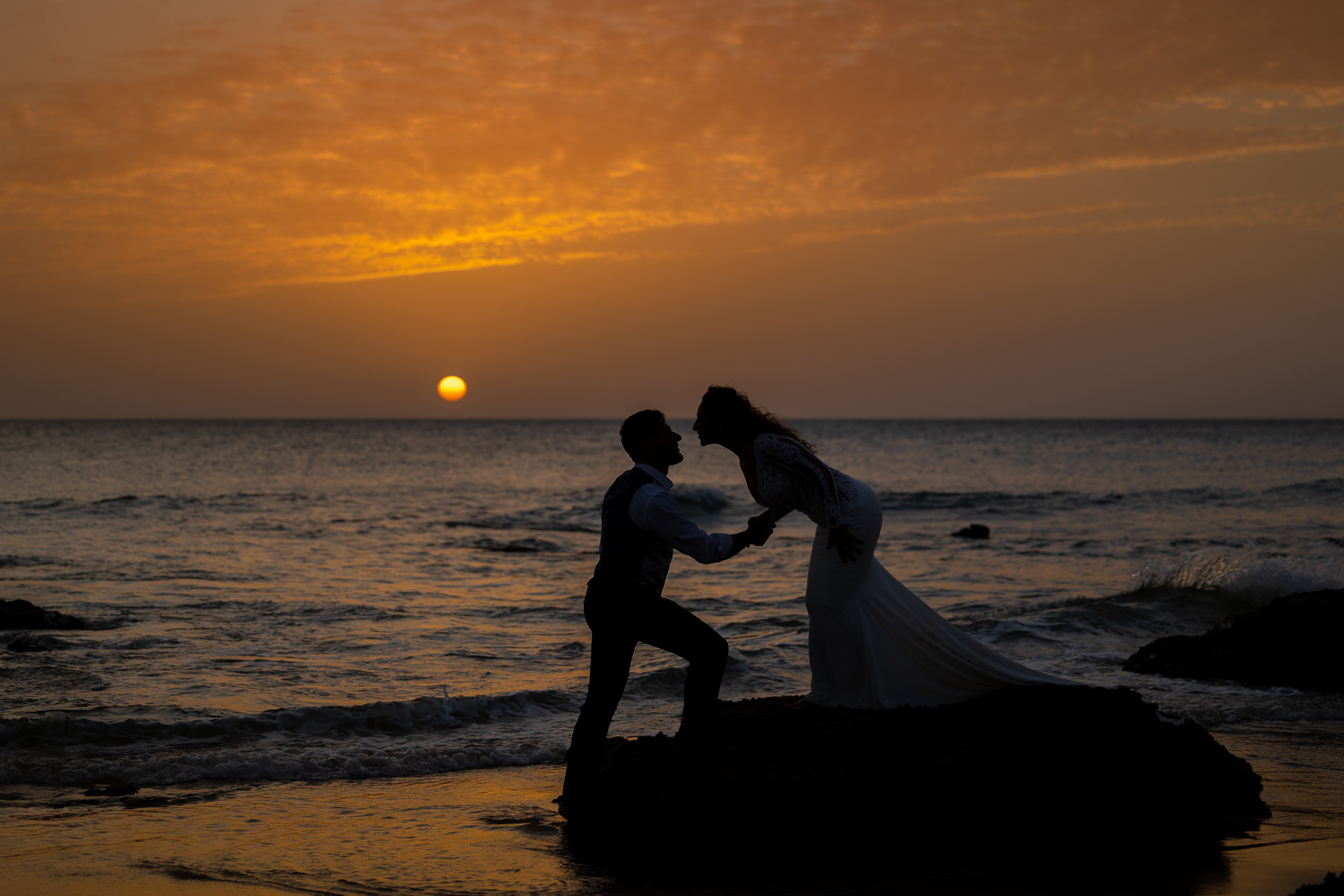 Sesión Postboda de Mari y Víctor en Cala de Roche. Foto Alba 07/10/2022
