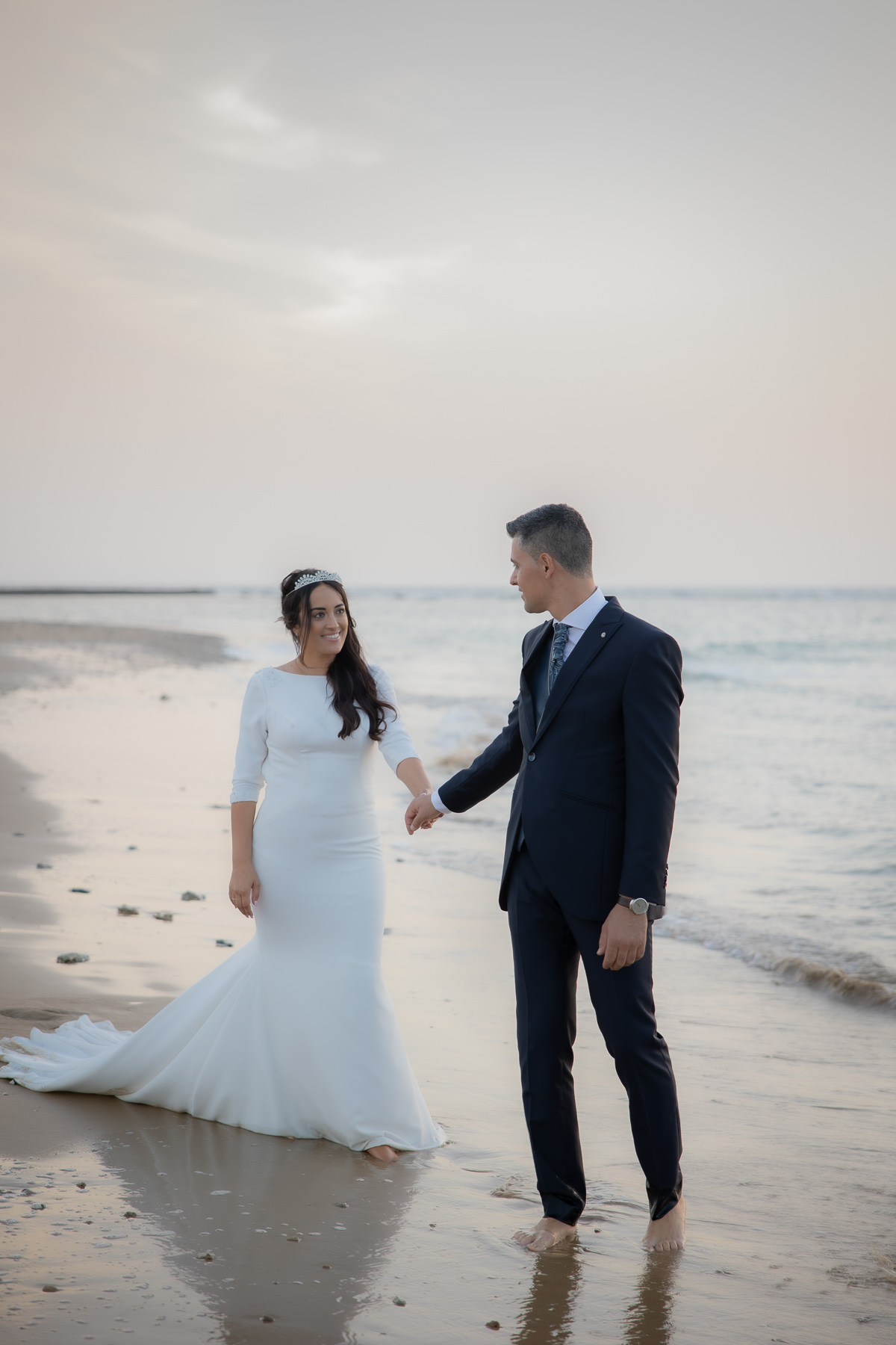 Post Boda de Andrea y José Manuel en Playa Punta Candor, Rota, Cádiz. Foto Alba 18/10/2022