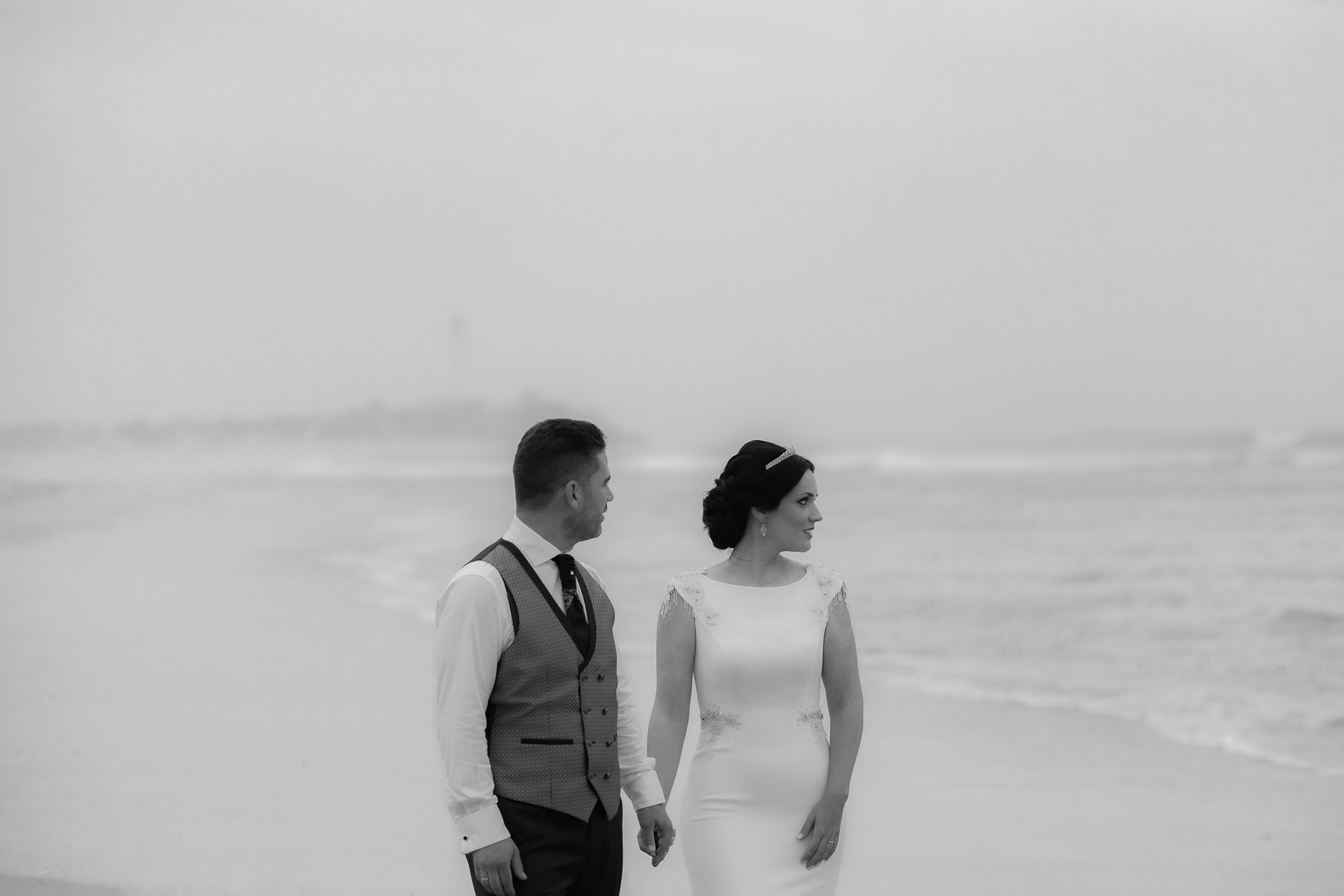 Post Boda de Ensueño en Playa de Zahora: Rocío y Roberto