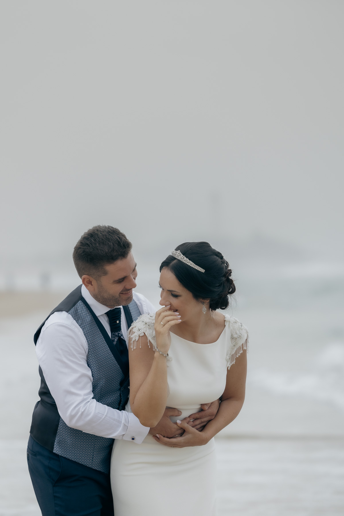 Post Boda de Ensueño en Playa de Zahora: Rocío y Roberto