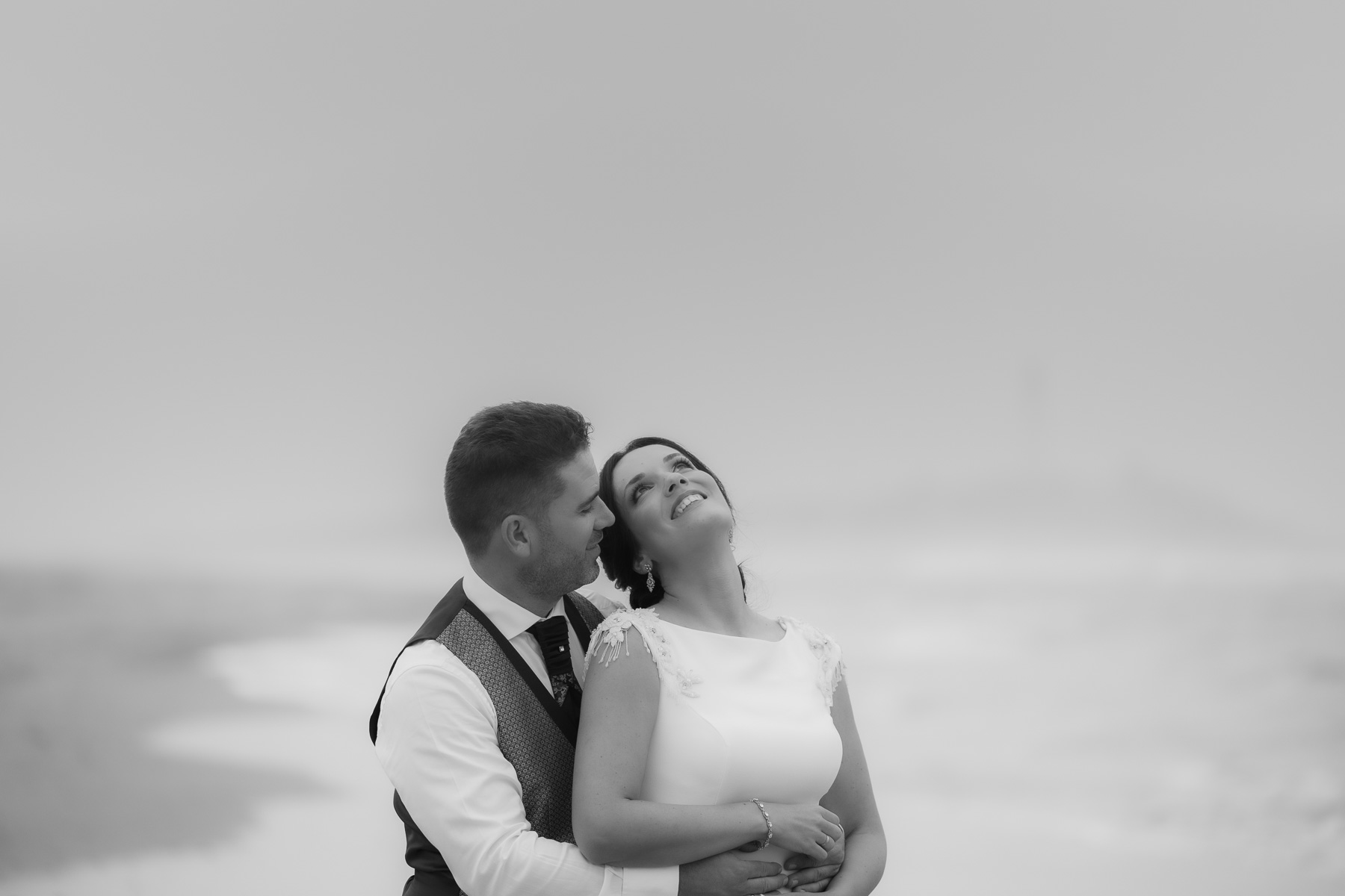 Post Boda de Ensueño en Playa de Zahora: Rocío y Roberto