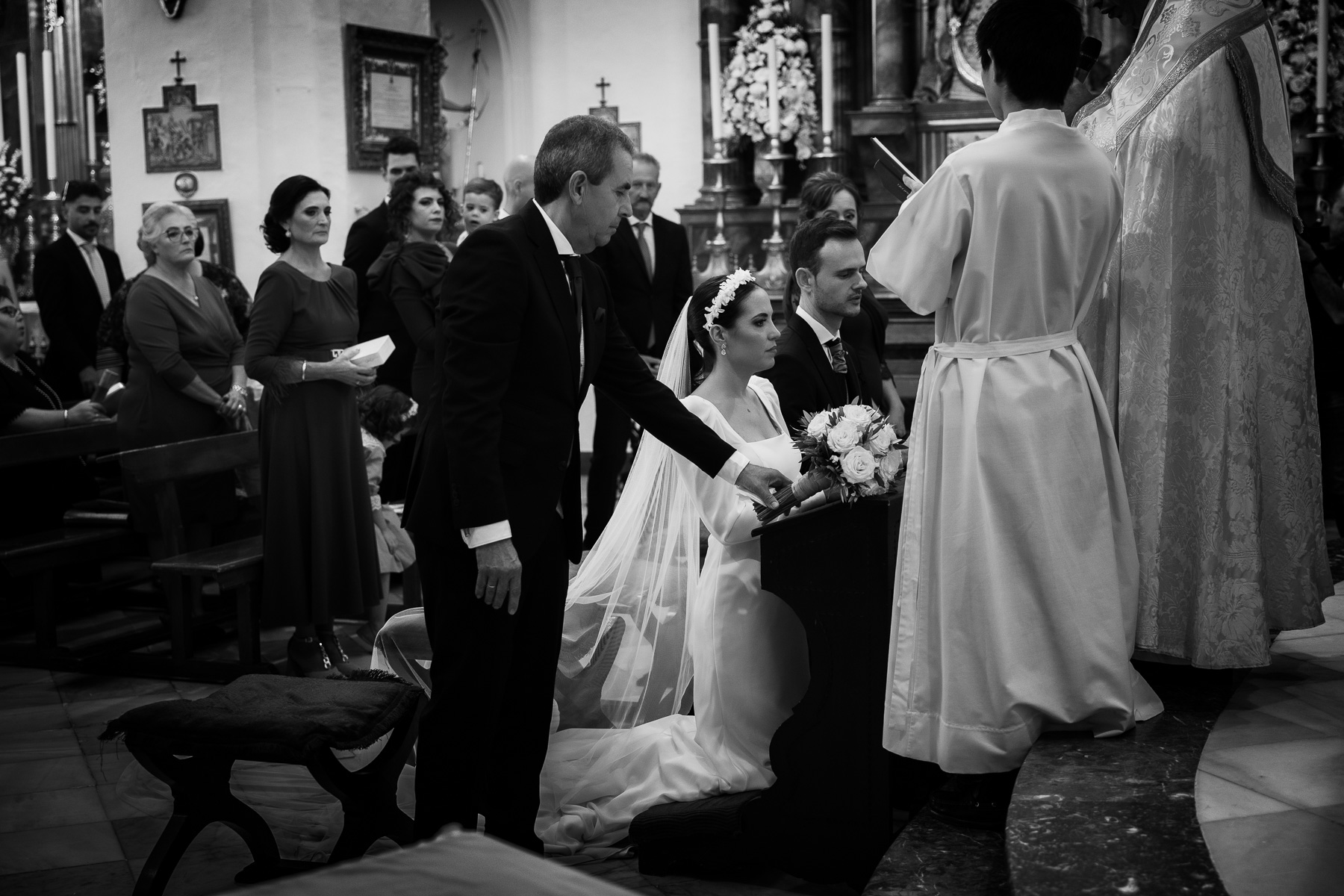 Preciosa Boda de Otoño en Villaverde del Río: El Evento de Rosario y Jesús