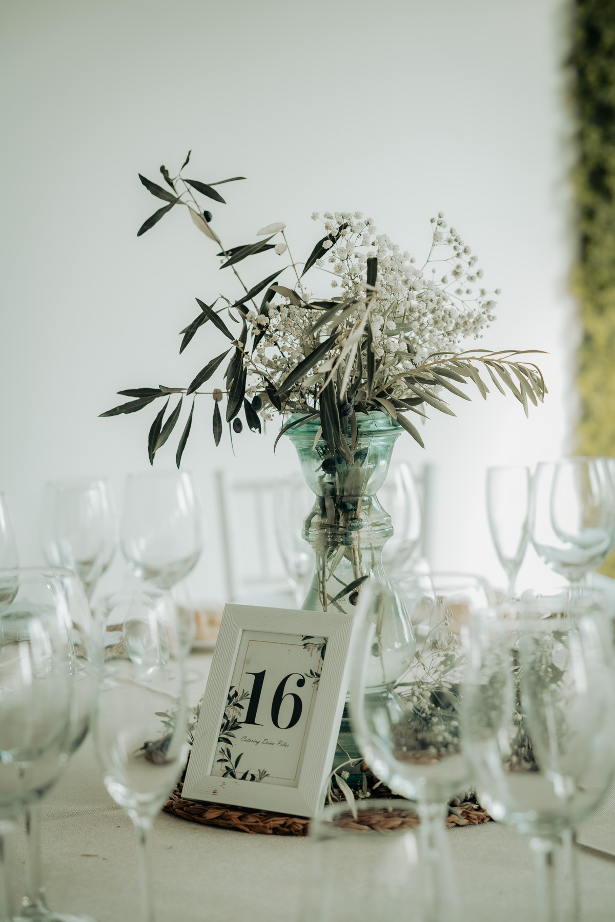 Preciosa Boda de Otoño en Villaverde del Río: El Evento de Rosario y Jesús