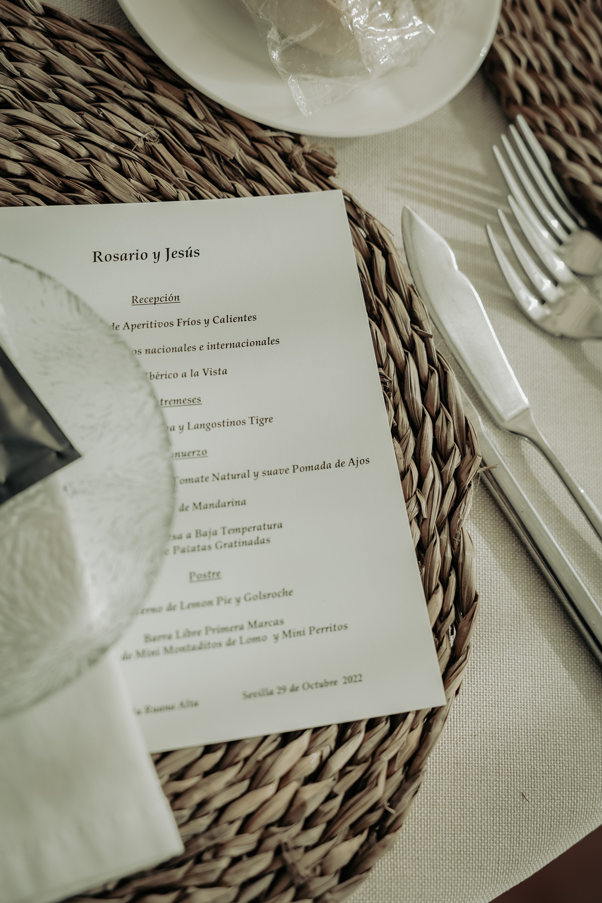 Preciosa Boda de Otoño en Villaverde del Río: El Evento de Rosario y Jesús