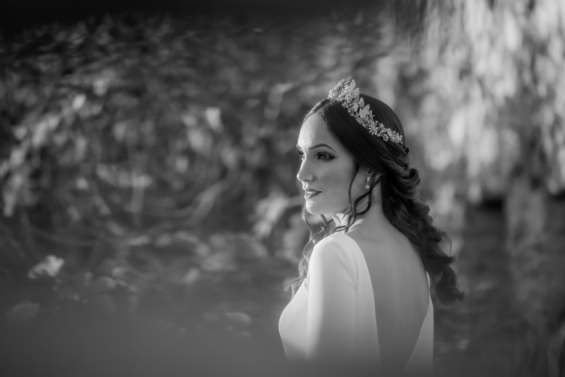 Post Boda en la Playa de la Muralla con Saray e Israel: Un Reportaje Inolvidable. ©Foto Alba 2022