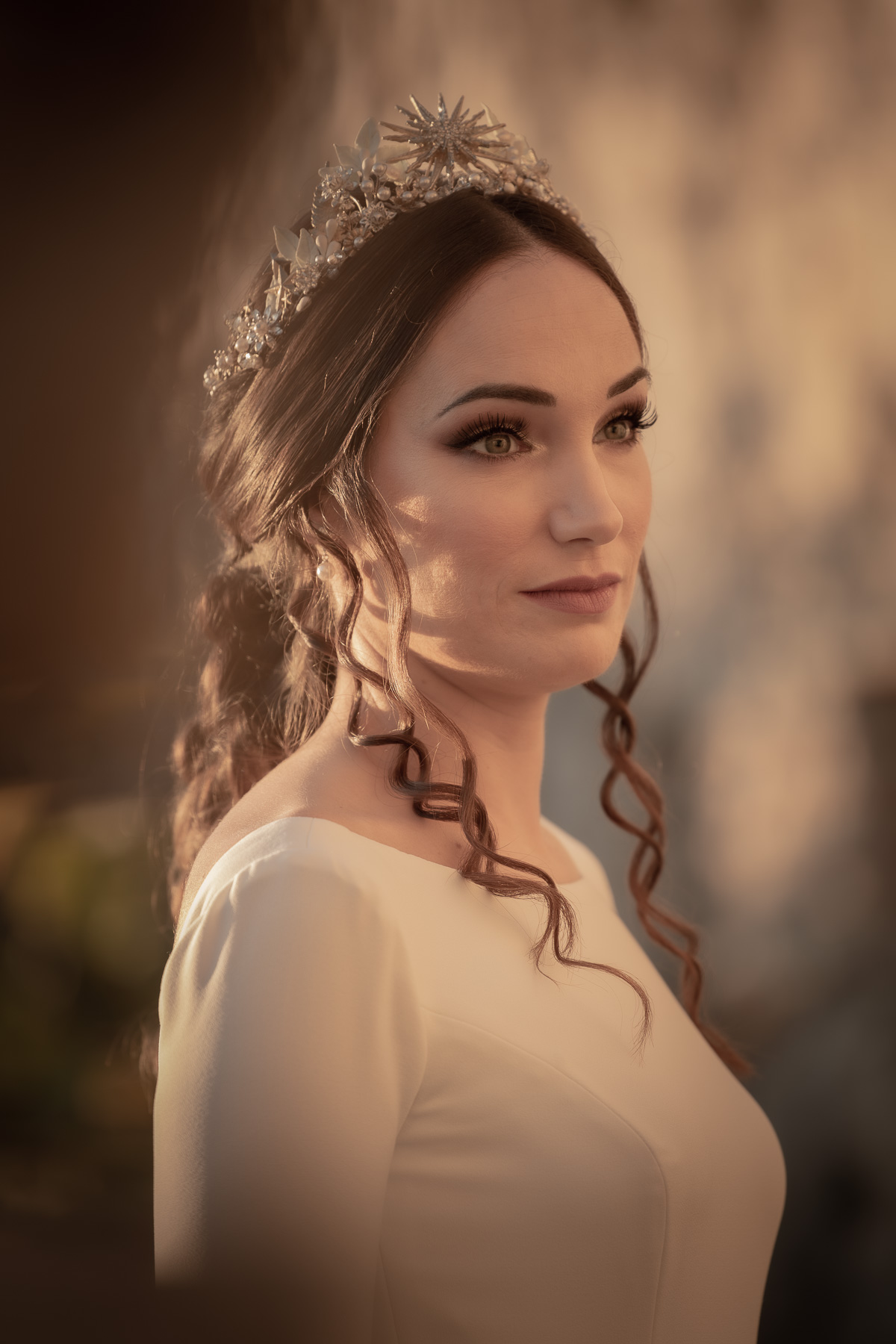 Post Boda en la Playa de la Muralla con Saray e Israel: Un Reportaje Inolvidable. ©Foto Alba 2022