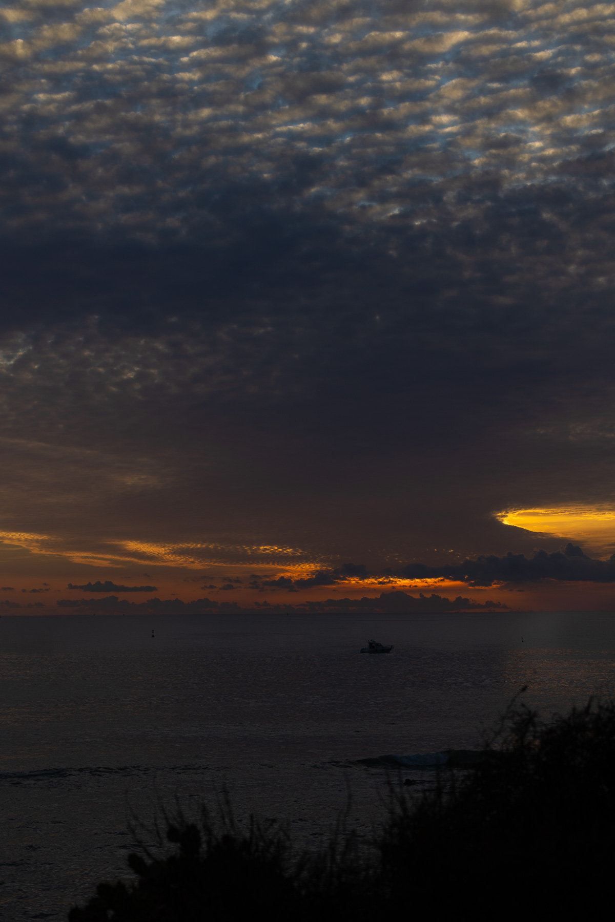 Postboda de Lola y Manuel en la playa de la Muralla, El Puerto de Santa María. © 2022 Foto Alba