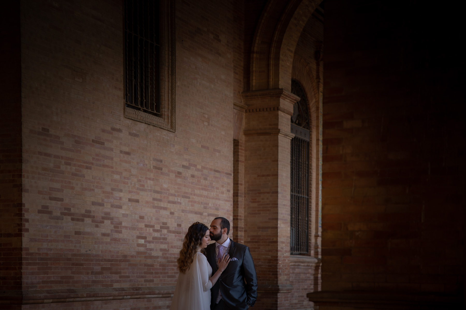 La Postboda de Cecilia y David en la Plaza de España de Sevilla. © 2022 Foto Alba