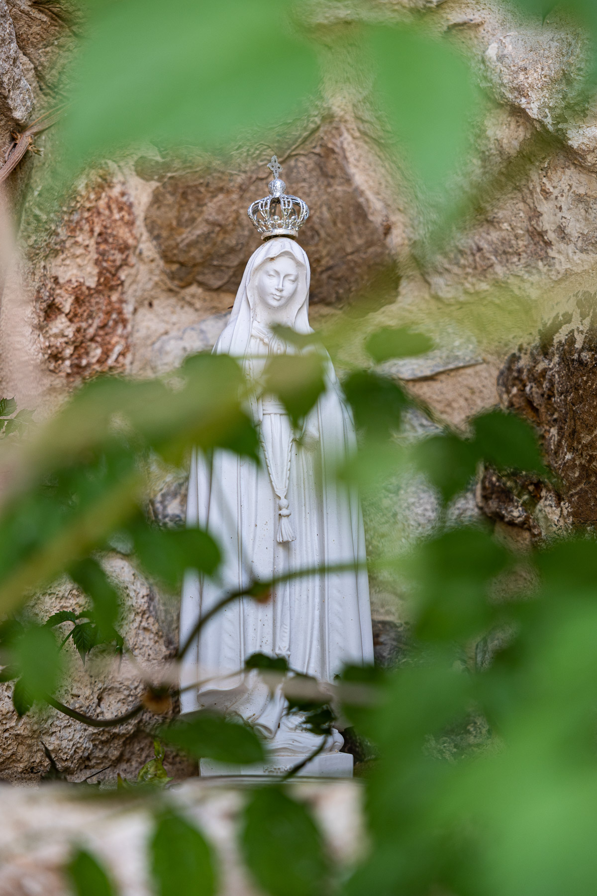 Detalle de una virgen en la casa de María José, Ubrique (Cádiz)