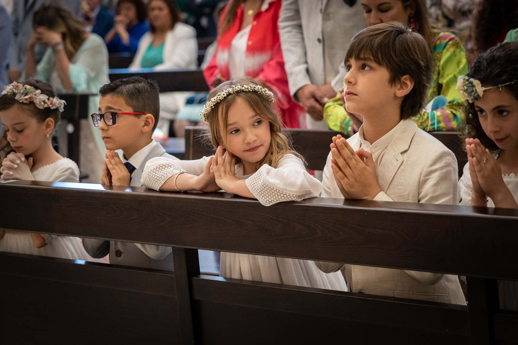 Primera Comunión de María José. Interior de la iglesia de Ubrique (Cádiz)