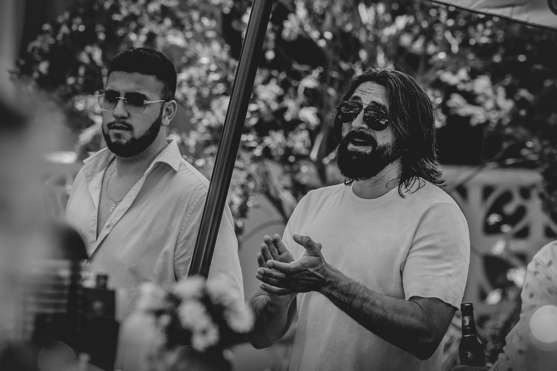 Blanco y negro de invitados en la Celebración de la Primera Comunión de María José, El Bosque (Cádiz)