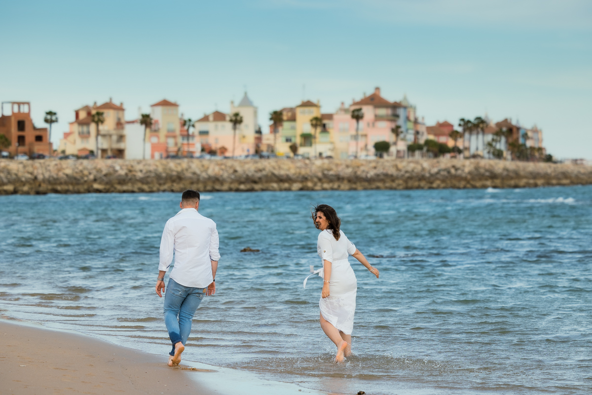 Sesión de fotos de preboda en la playa