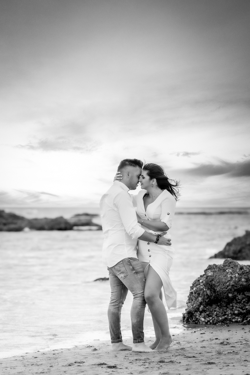 Sesión de fotos de preboda en la playa