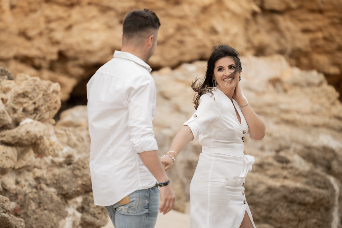 Sesión de fotos de preboda en la playa