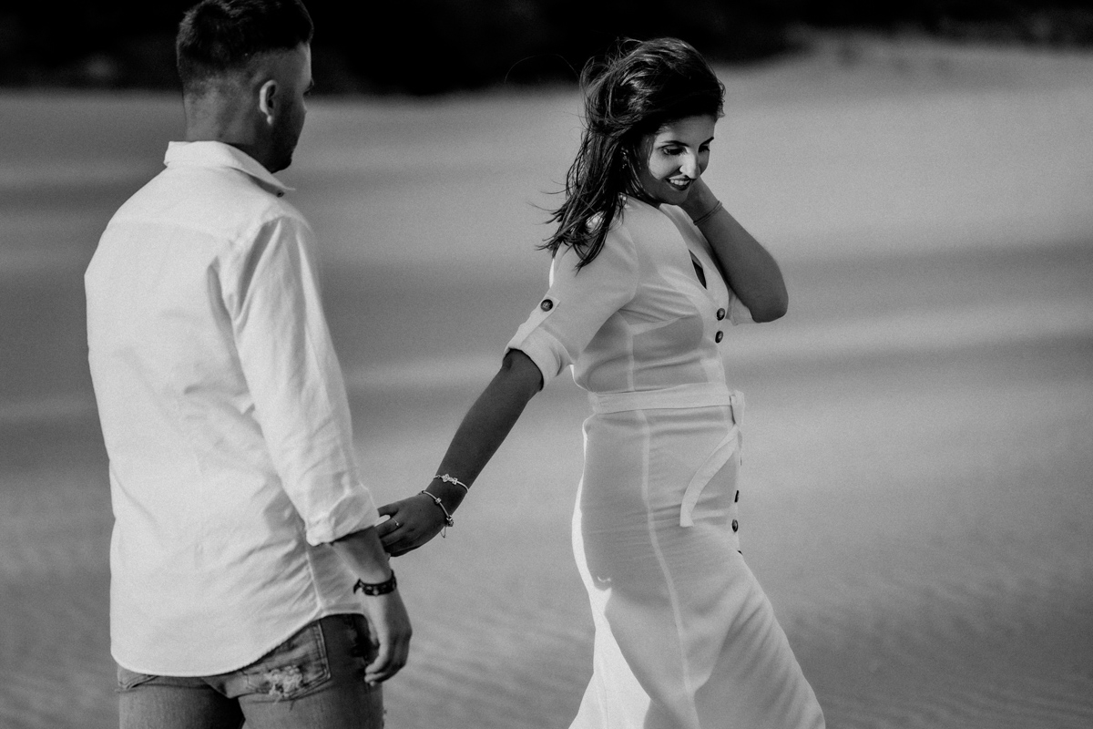 Sesión de fotos de preboda en la playa