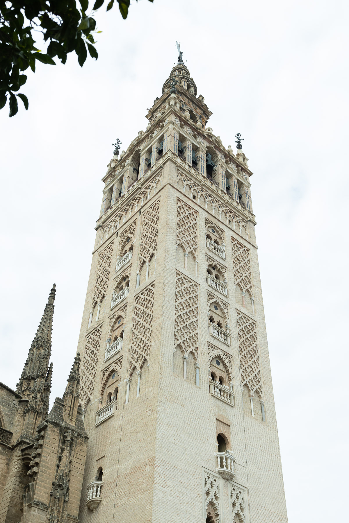 detalle de la fachada de la Catedral de Sevilla