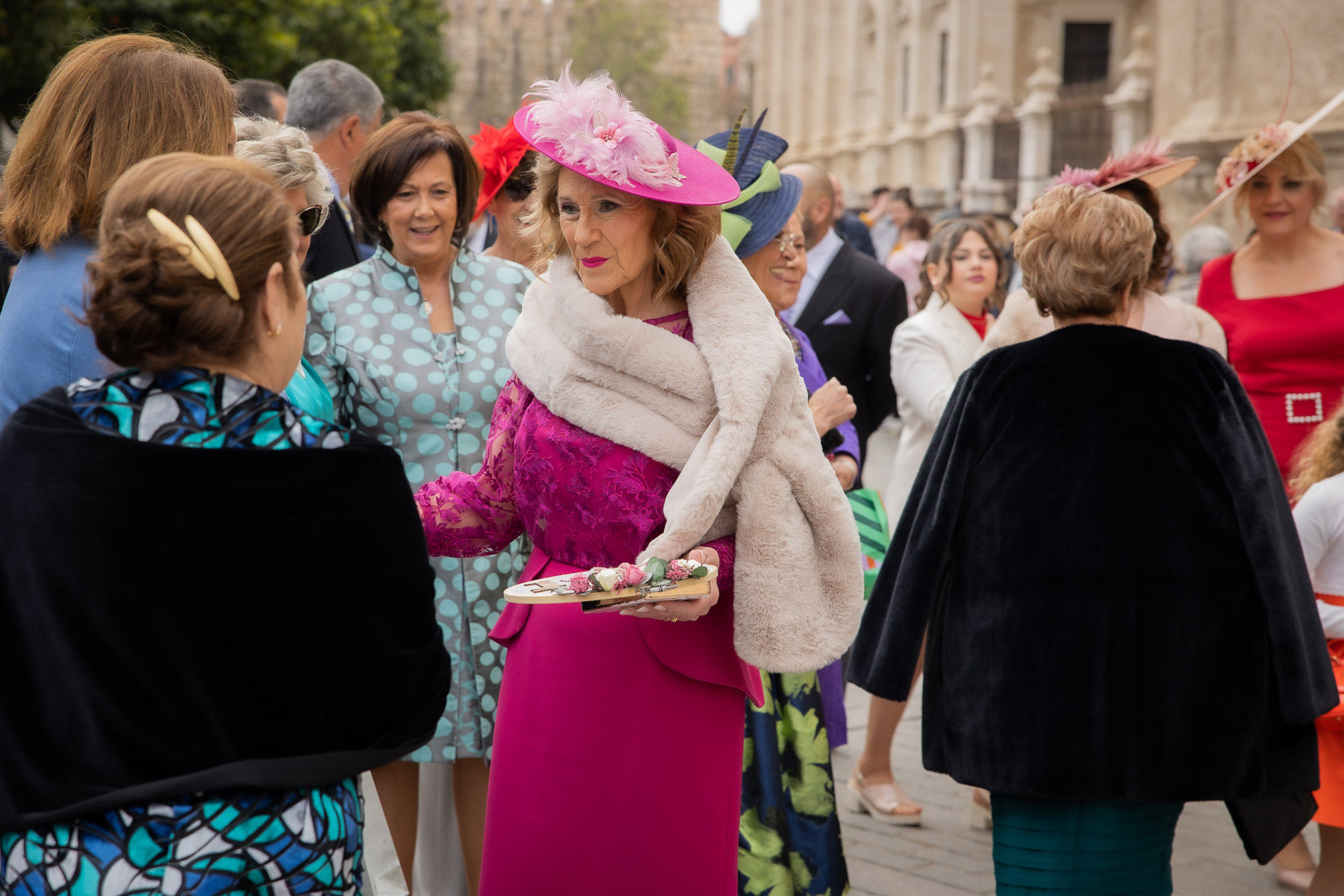 Madre de la novia momentos antes de entrar a la boda