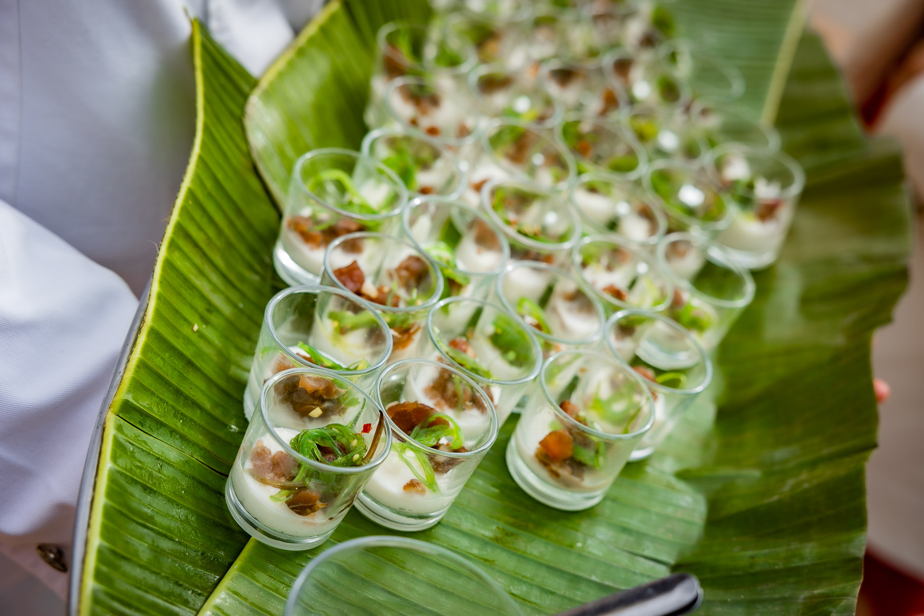 Detalle de aperitivos durante la boda de Ara y Miguel