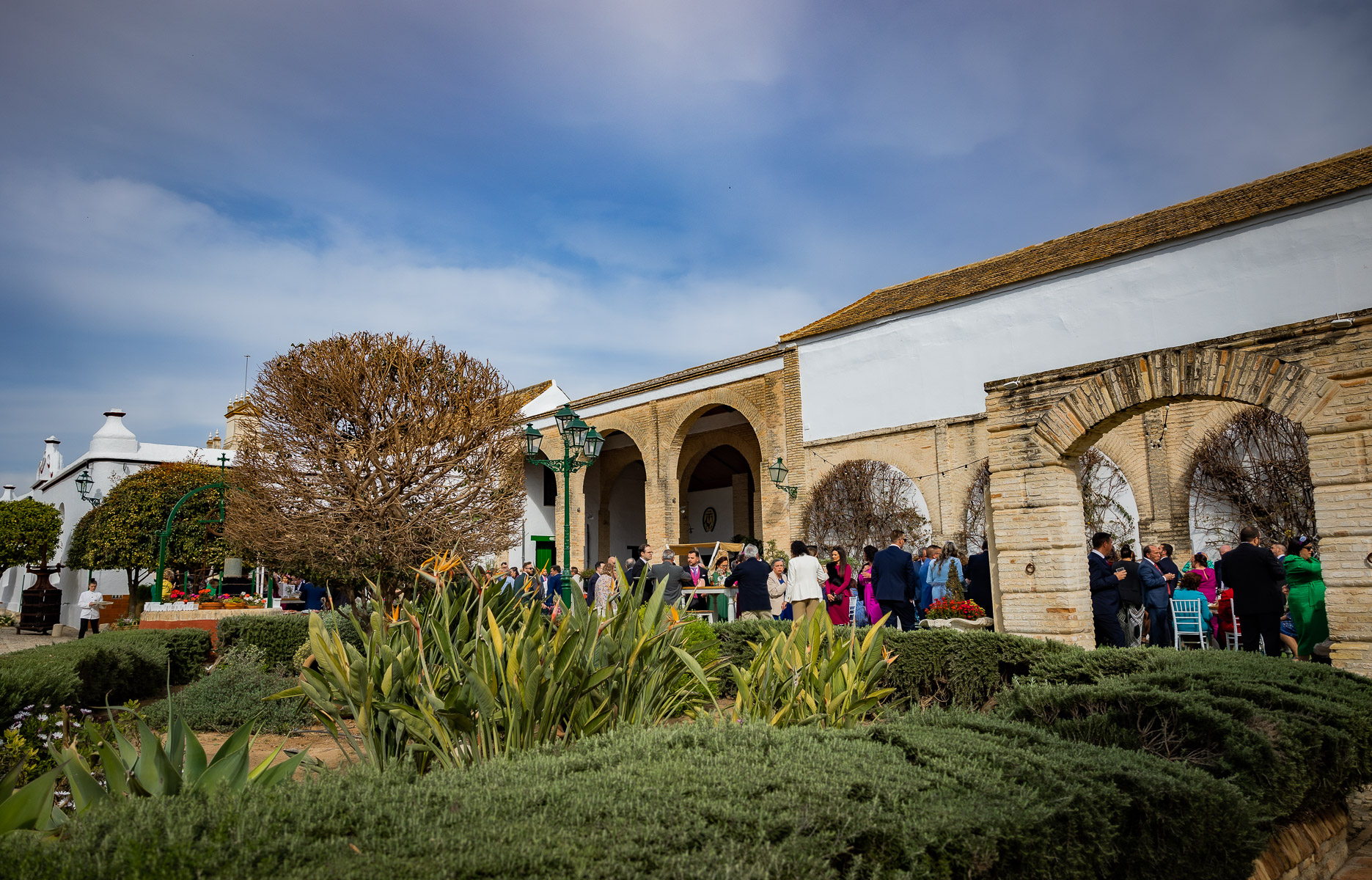 Celebración de la boda de Ara y Manuel en Hacienda Torre de Arcas, Bollullo de la Mitación, Sevilla