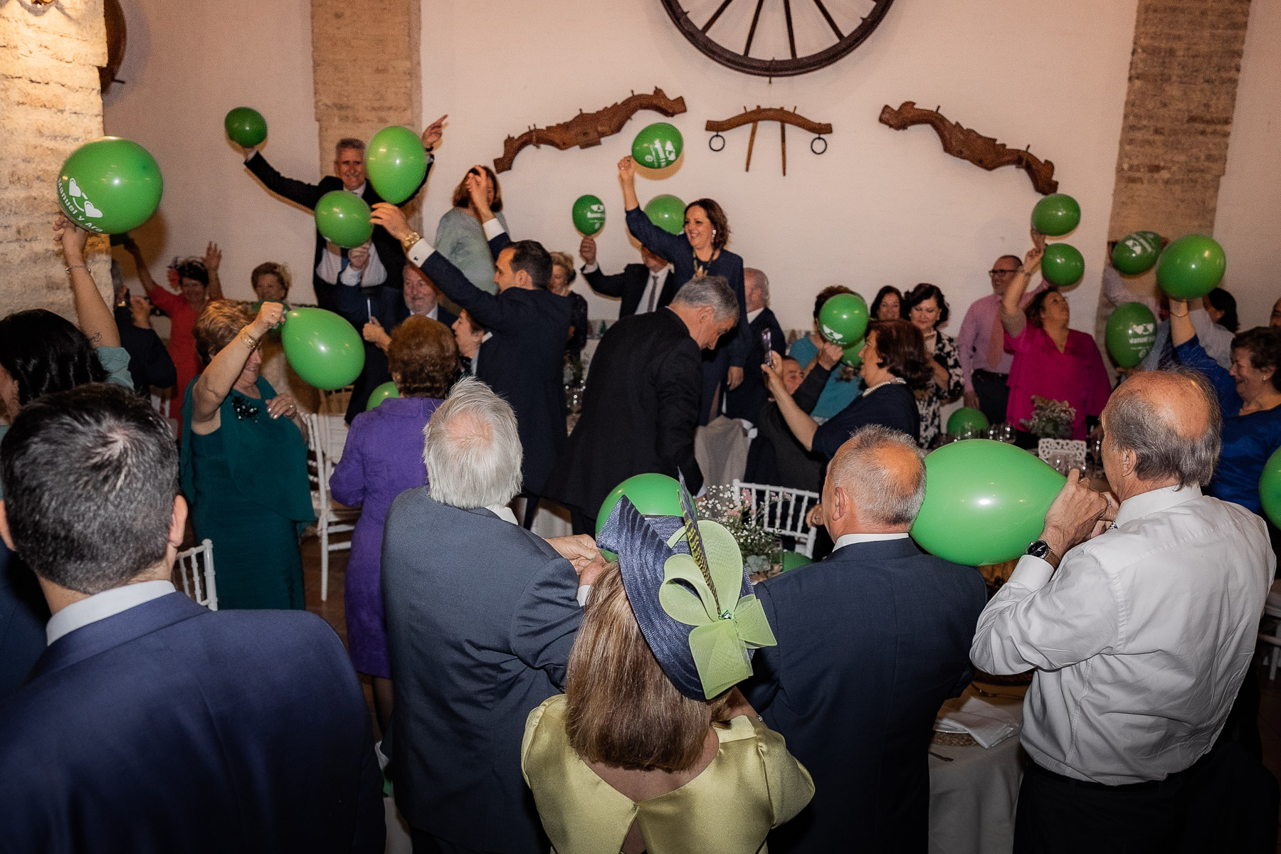 Celebración de la boda de Ara y Manuel en Hacienda Torre de Arcas, Bollullo de la Mitación, Sevilla