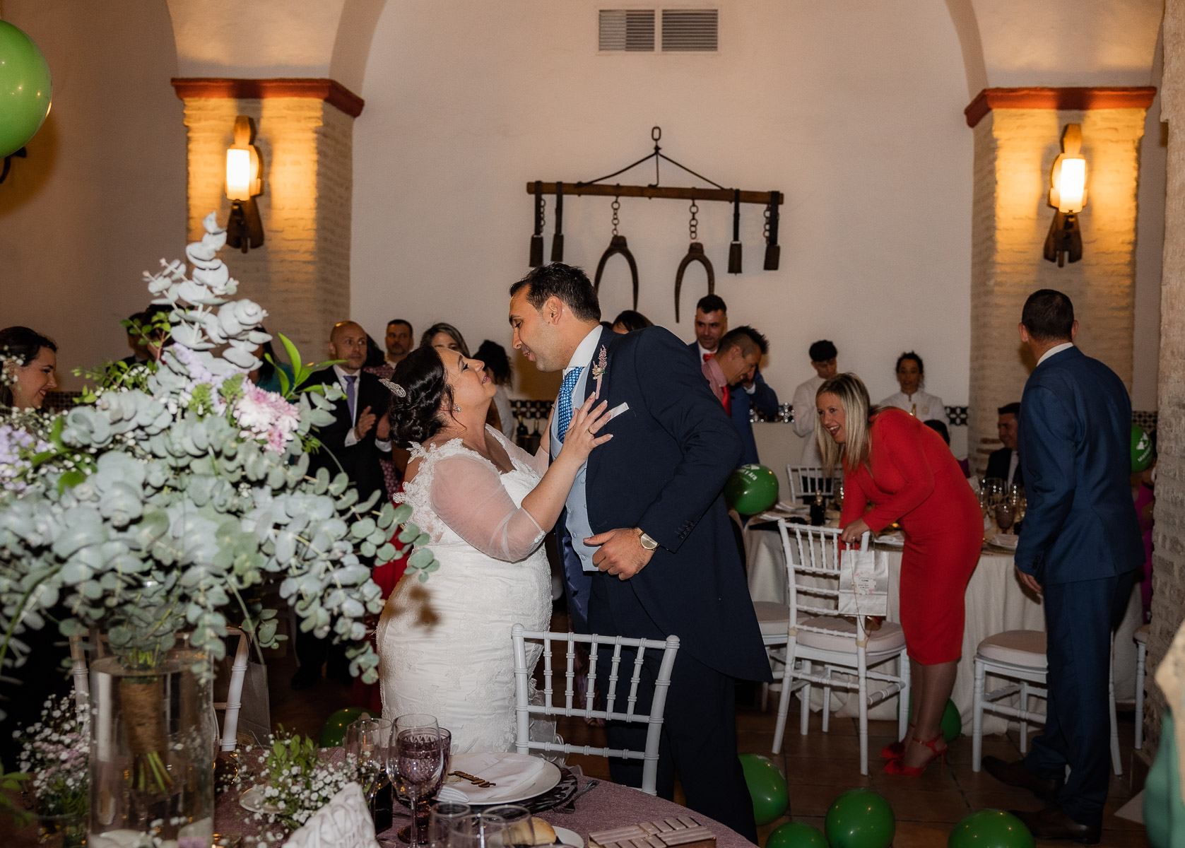 Celebración de la boda de Ara y Manuel en Hacienda Torre de Arcas, Bollullo de la Mitación, Sevilla