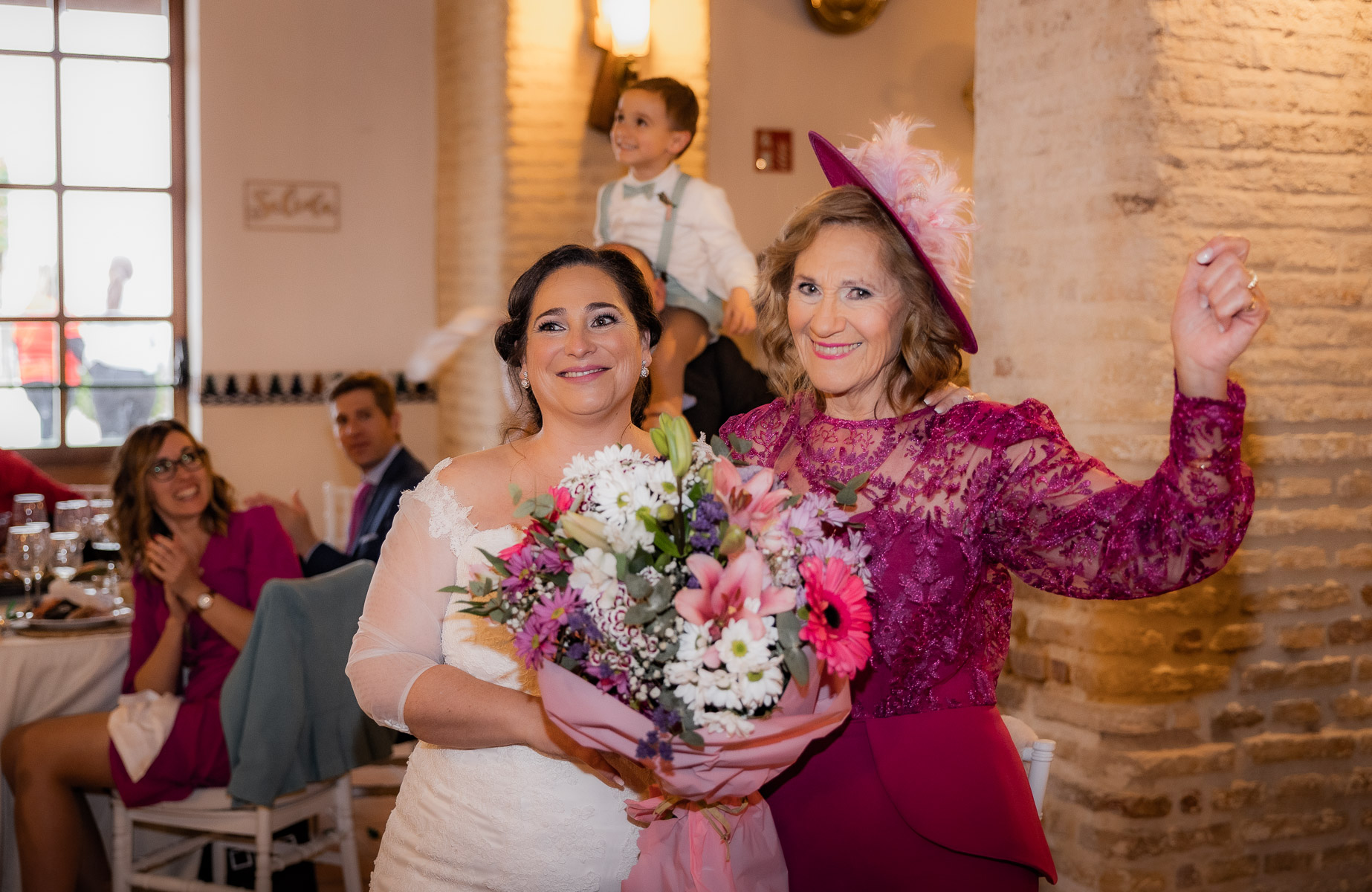 Celebración de la boda de Ara y Manuel en Hacienda Torre de Arcas, Bollullo de la Mitación, Sevilla