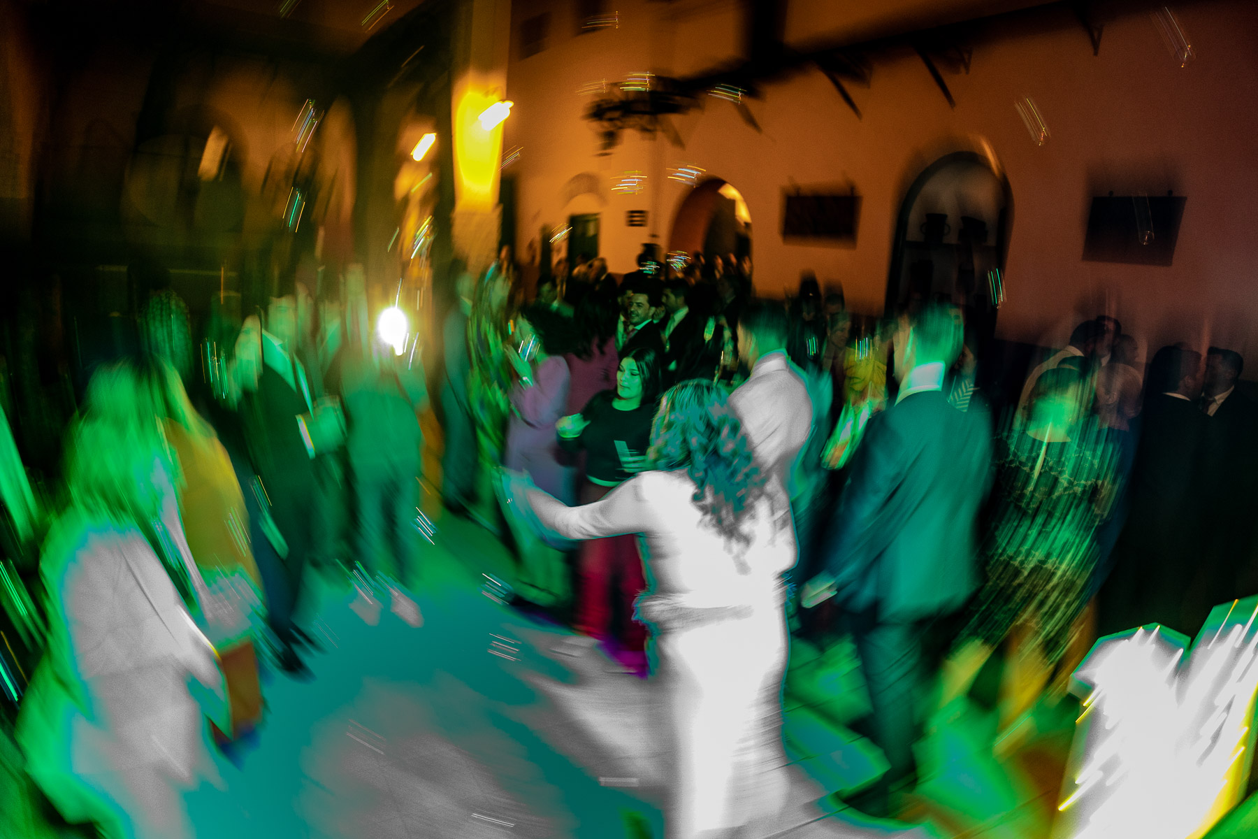 Celebración de la boda de Ara y Manuel en Hacienda Torre de Arcas, Bollullo de la Mitación, Sevilla