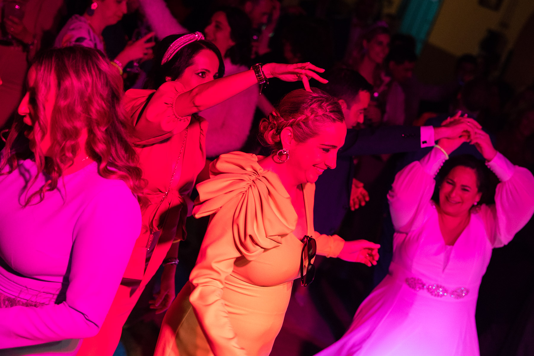 Celebración de la boda de Ara y Manuel en Hacienda Torre de Arcas, Bollullo de la Mitación, Sevilla