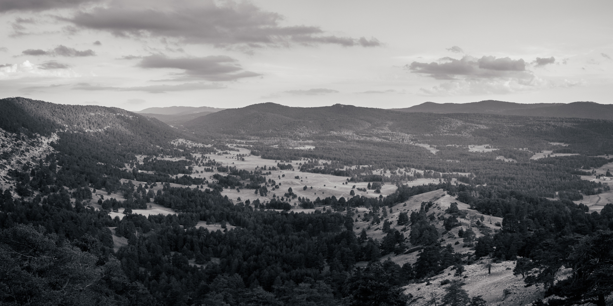 valle del nacimiento del rio tajo