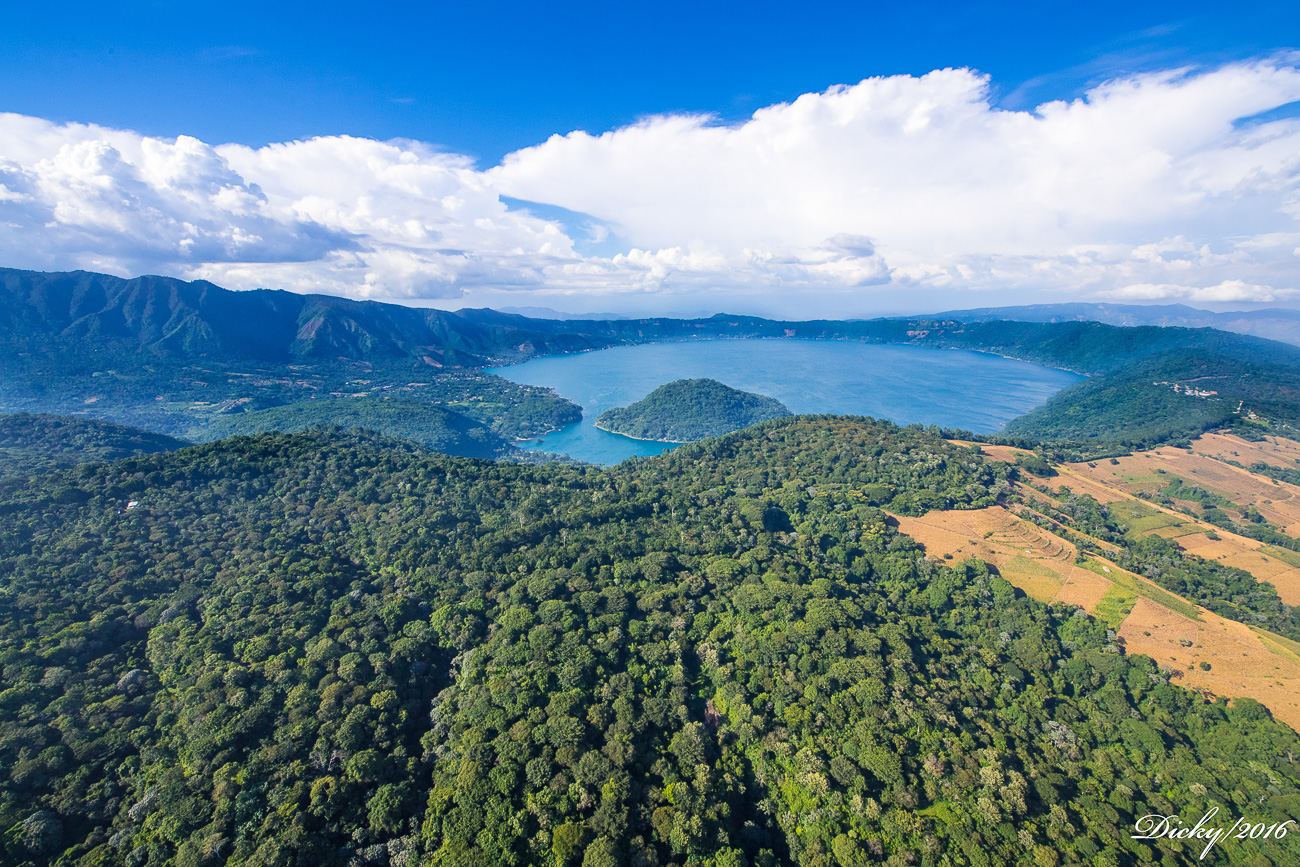 Lago de Coatepeque