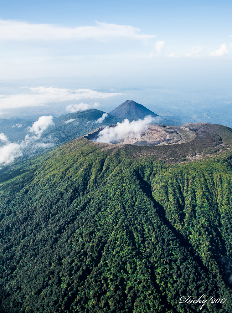 Volcan de Santa Ana, Volcan de Izalco
