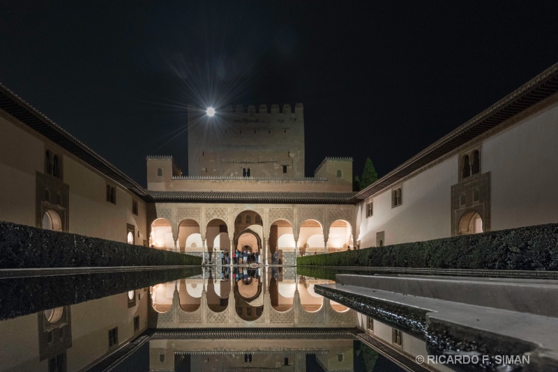 Alhambra de Noche