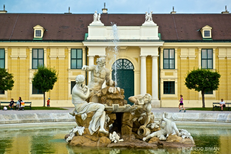 schönbrunn palace