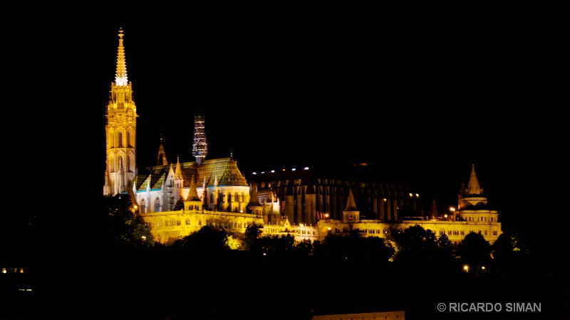 Iglesia de Matías de Noche