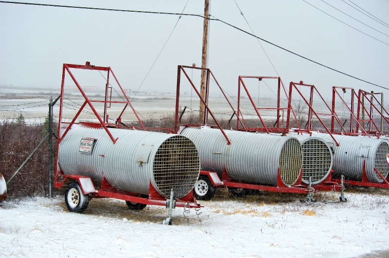 dsc 0951 Jaulas para osos polares.  Churchill, Manitoba, Canadá