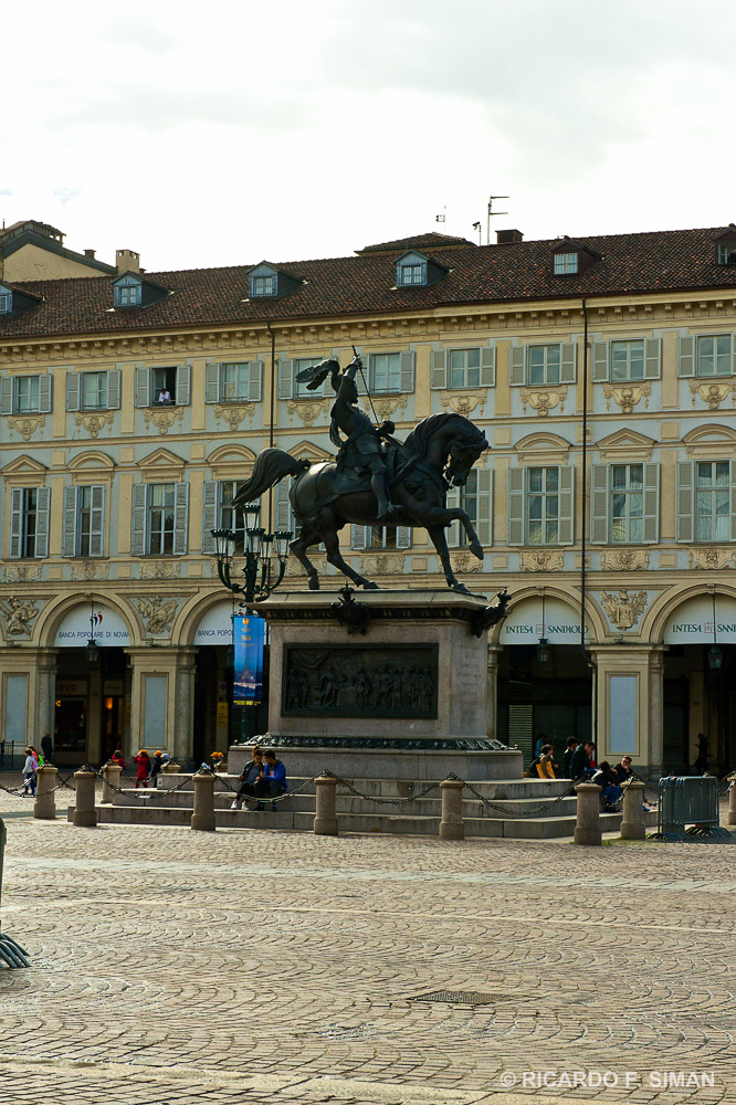 Caballo de Bronce, Plaza San Carlo, Turin