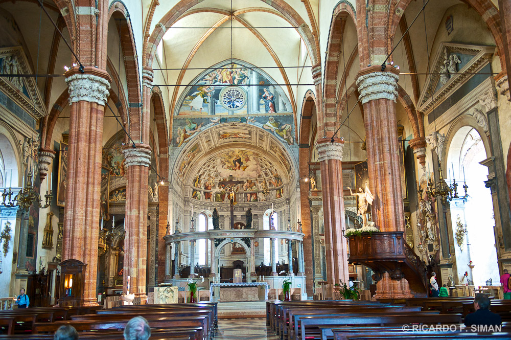 Altar Mayor, Catedral de Verona