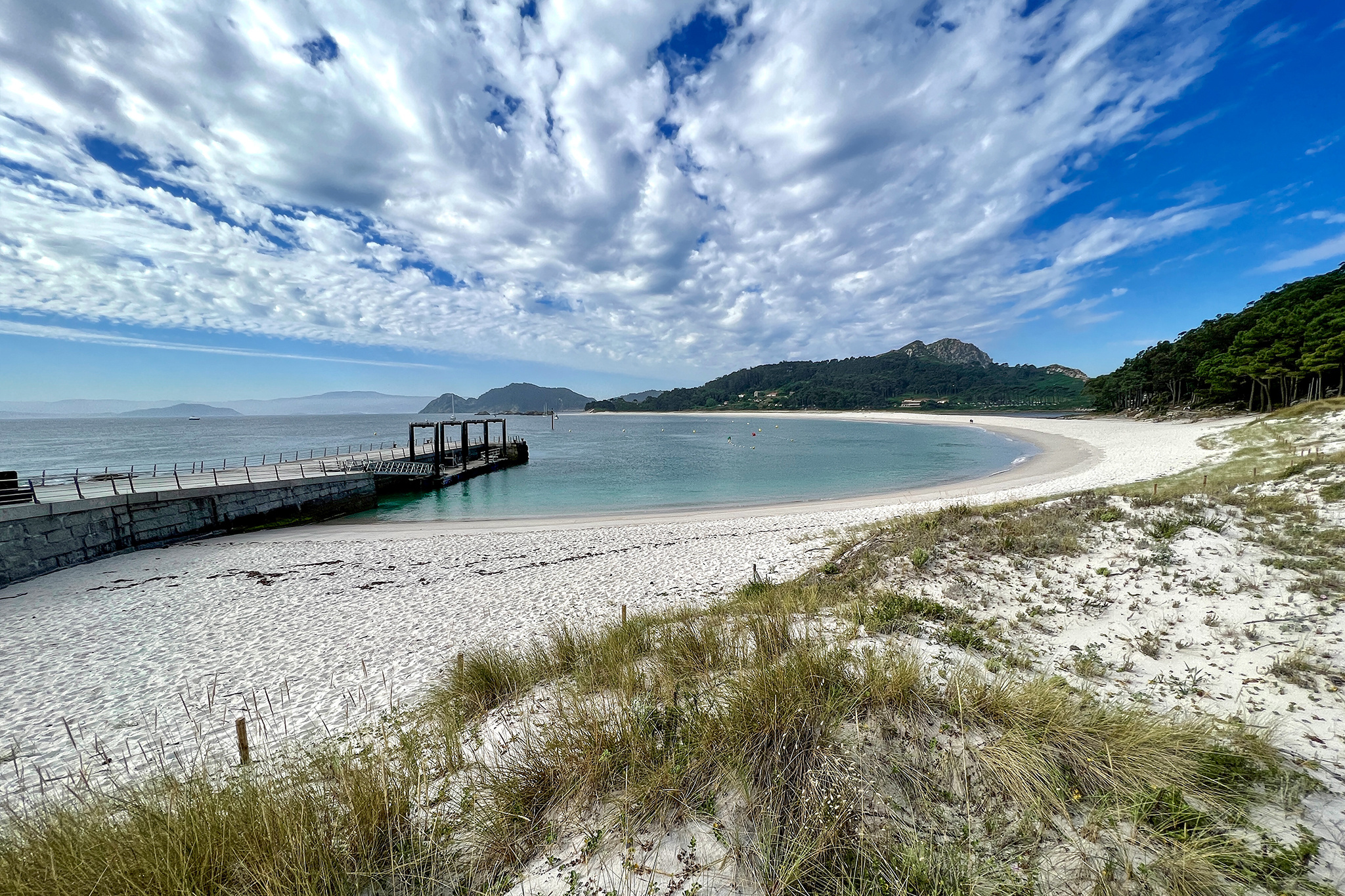Praia de Rodes, Cies
