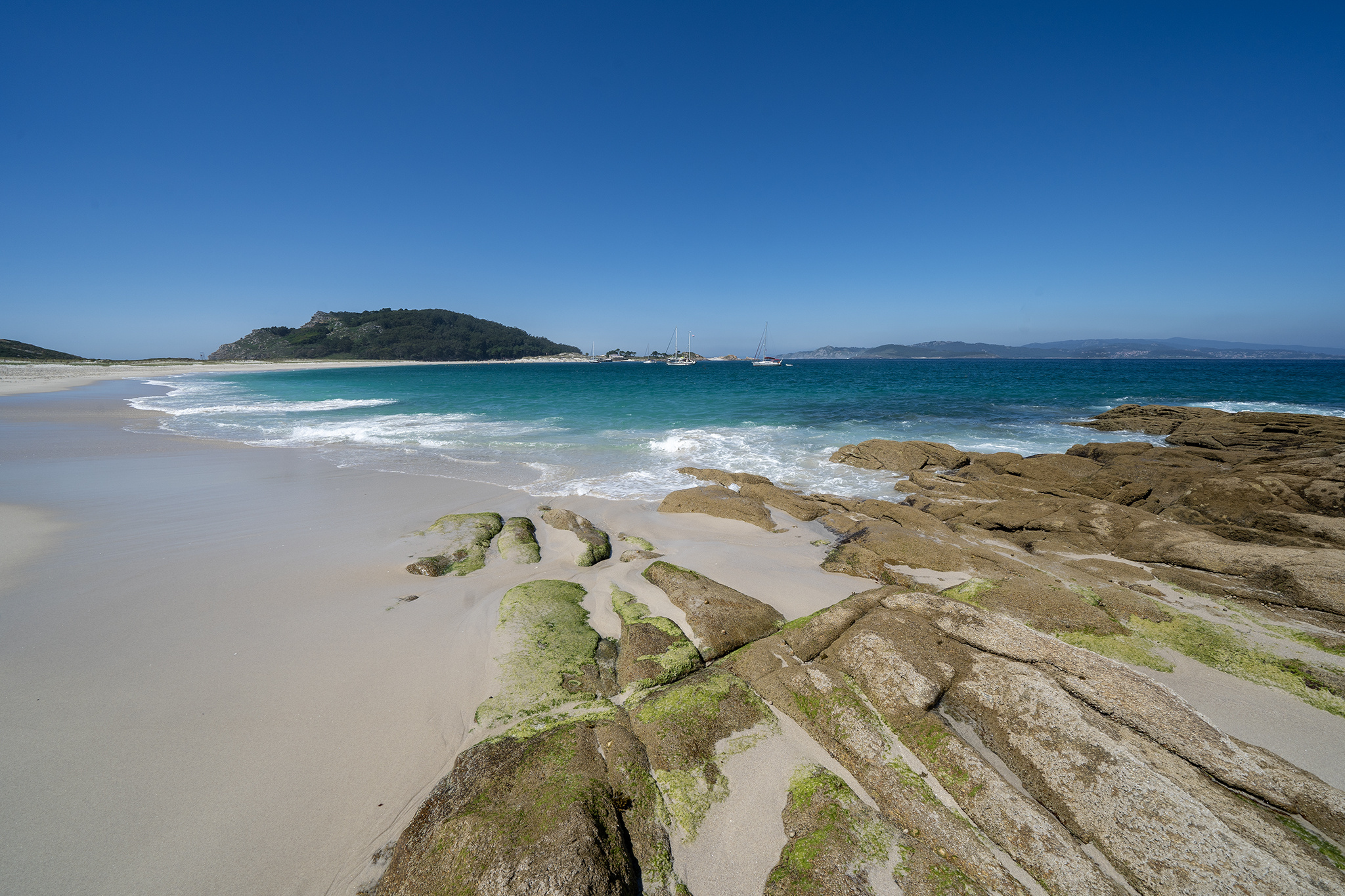 Praia de Rodes, Cies